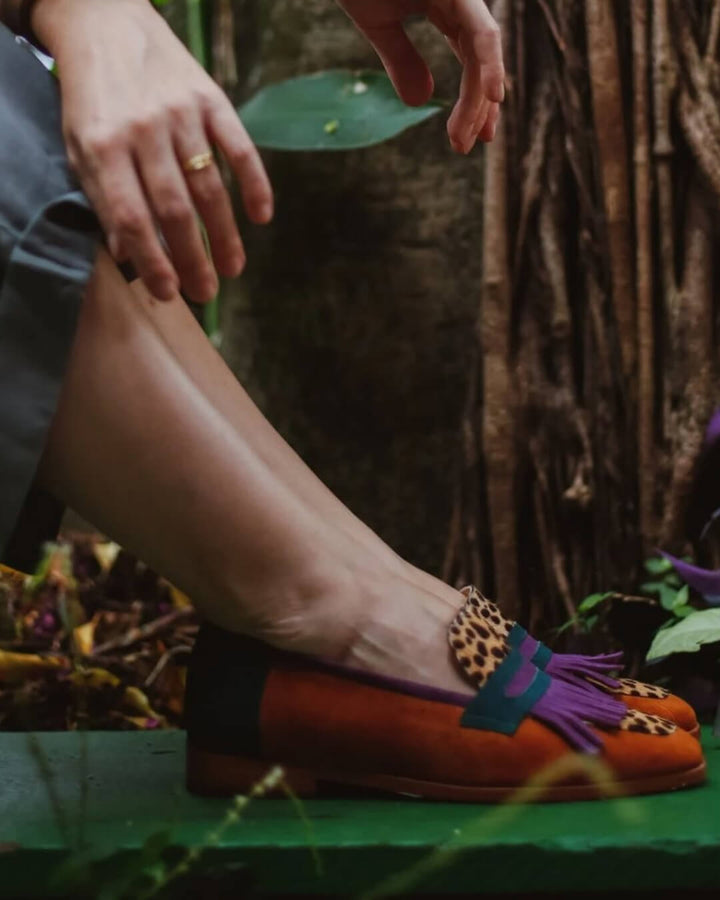 LOAFER WITH FRINGES AND ANIMAL PRINT
